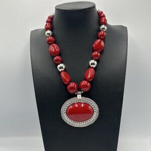 Red Chunky Beaded Necklace Silver Tone Oval Pendant Statement 20 Inch